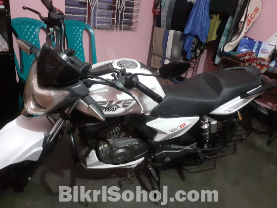 Keeway RKS 125
